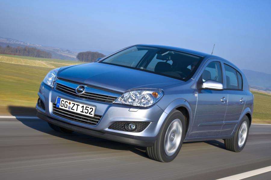  Opel Astra 2005 года  (фото 103 из 141)